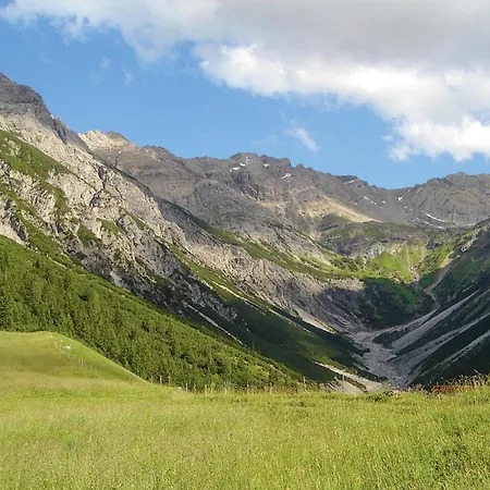 In Den Bergenboden * Boden
